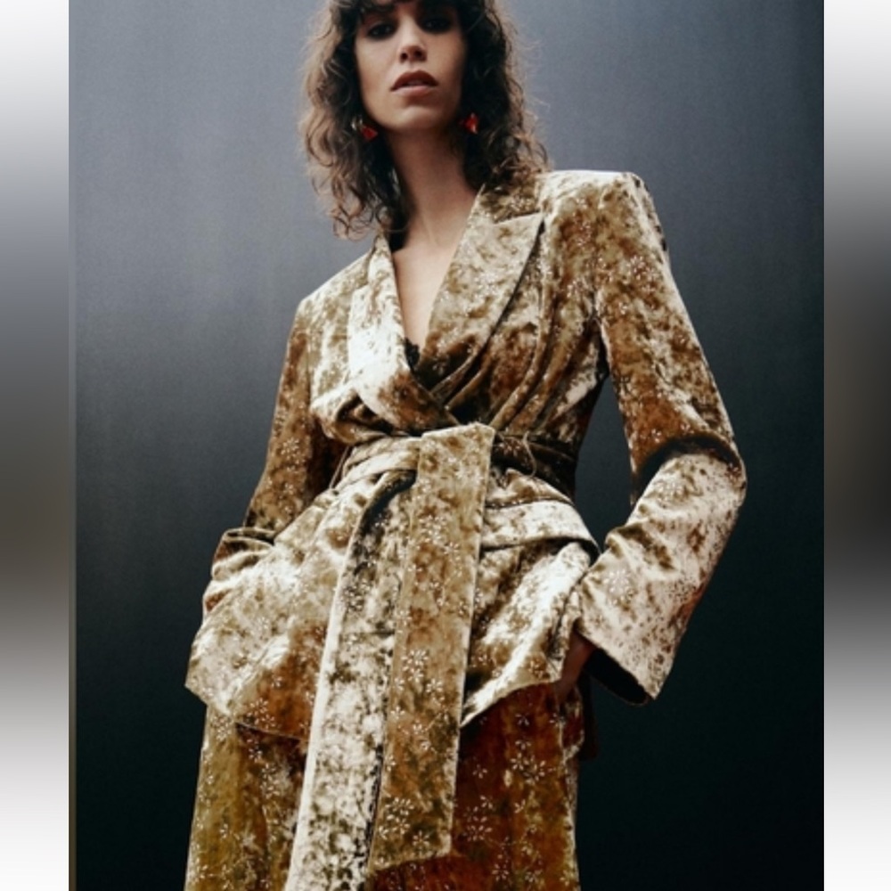 Zara NWT gold velvet metallic belted blazer size small